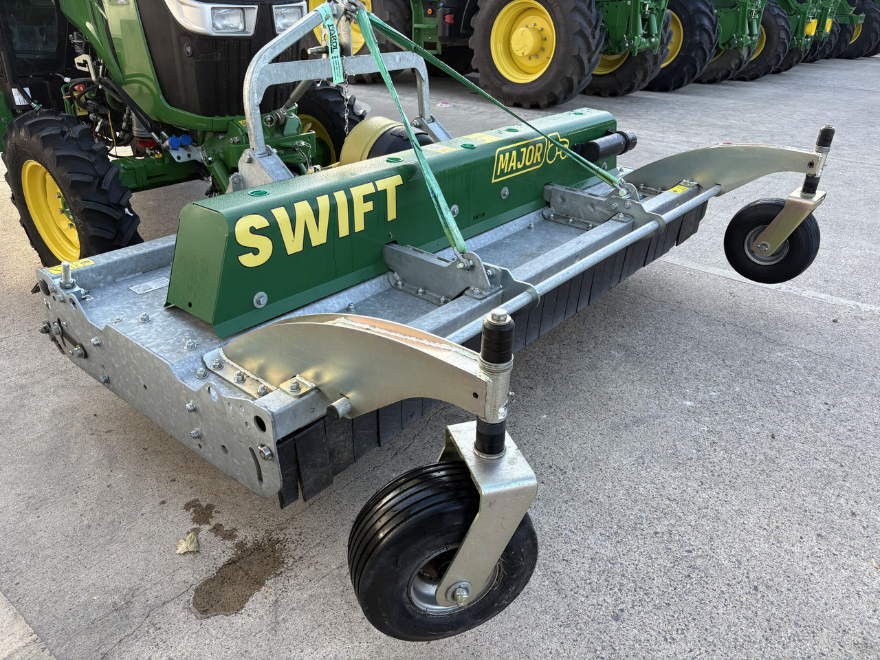Major front Mounted Roller Mower MJ71-240F - מכסחת גינה: תמונה 5 Major front Mounted Roller Mower MJ71-240F - מכסחת גינה: תמונה 5