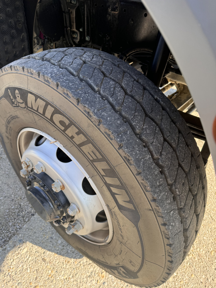 יחידת טרקטור Man TGX 18.470 4x4 Hydrodrive KIPPHYDRAULIK: תמונה 8 יחידת טרקטור Man TGX 18.470 4x4 Hydrodrive KIPPHYDRAULIK: תמונה 8