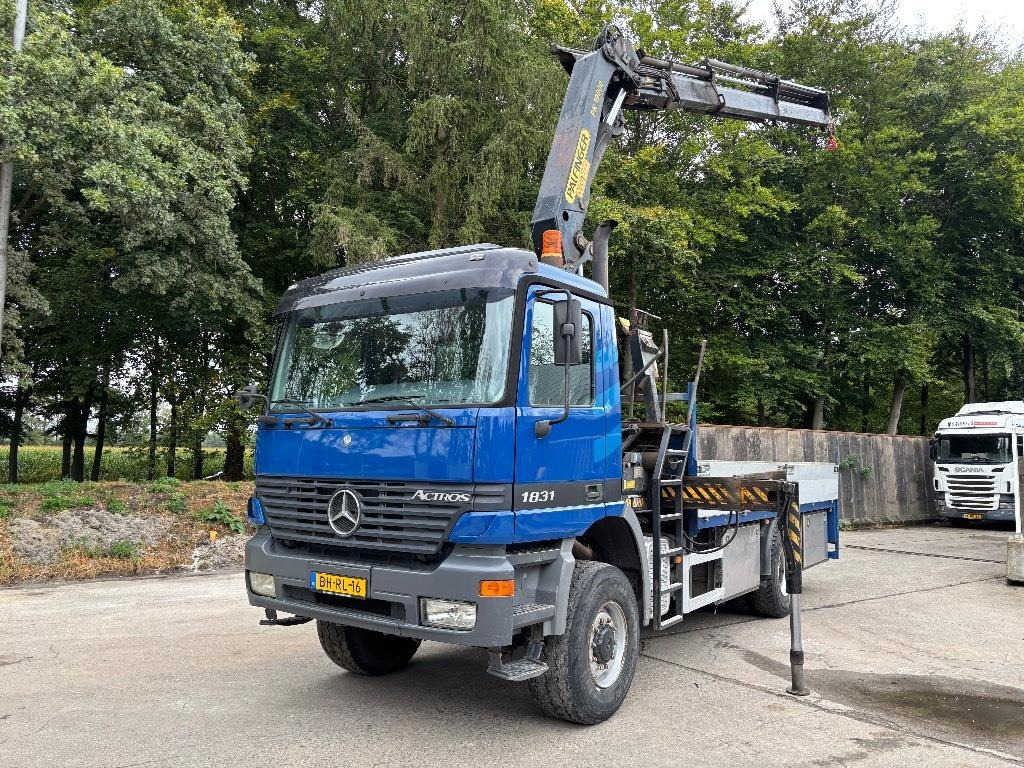 Mercedes-Benz Actros 1831/ 4x4 / Palfinger PK19000 Crane - משאית מנוף: תמונה 5 Mercedes-Benz Actros 1831/ 4x4 / Palfinger PK19000 Crane - משאית מנוף: תמונה 5
