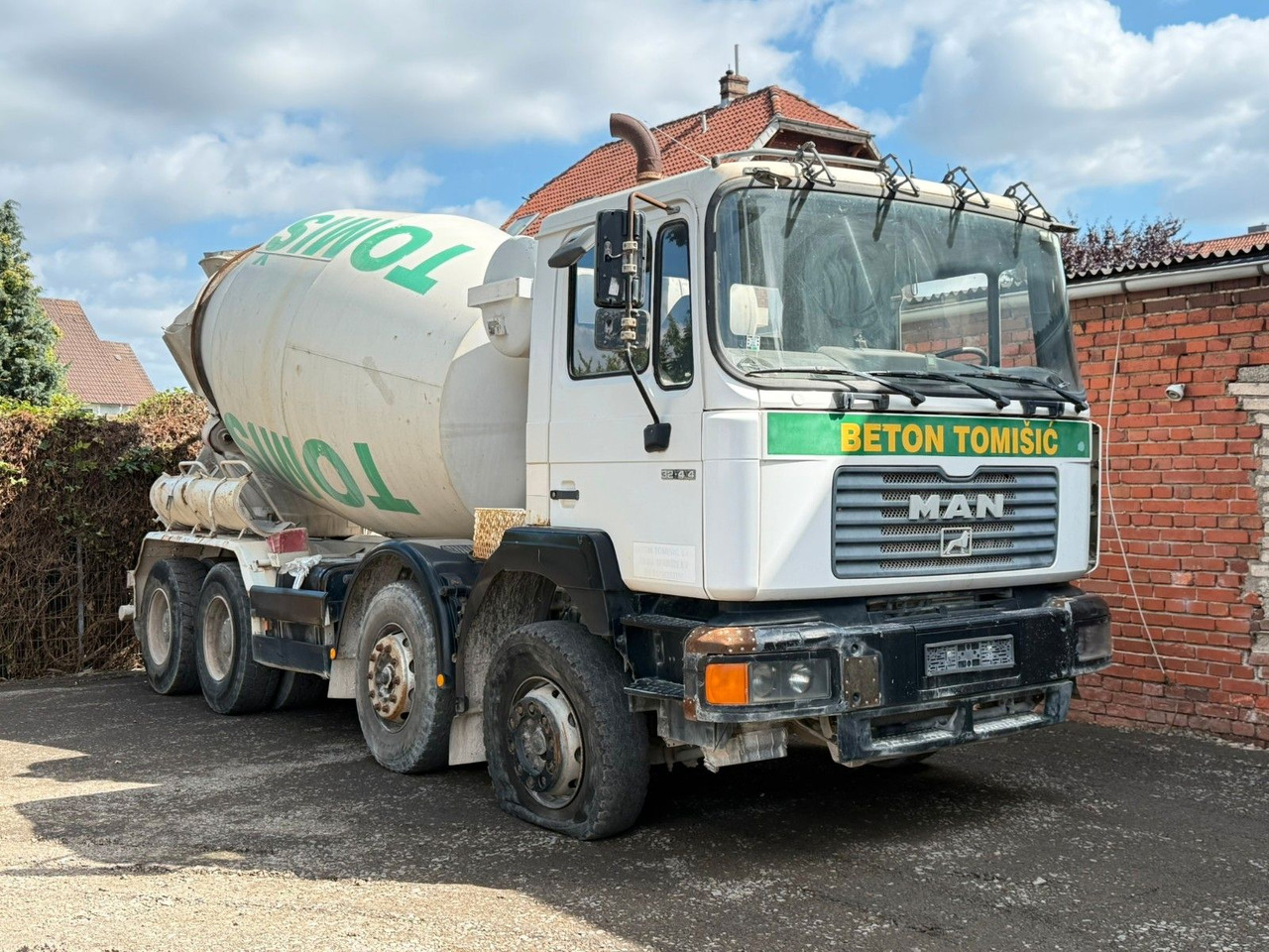 MAN 32.414 8x4 - משאית מערבלת בטון: תמונה 1 MAN 32.414 8x4 - משאית מערבלת בטון: תמונה 1