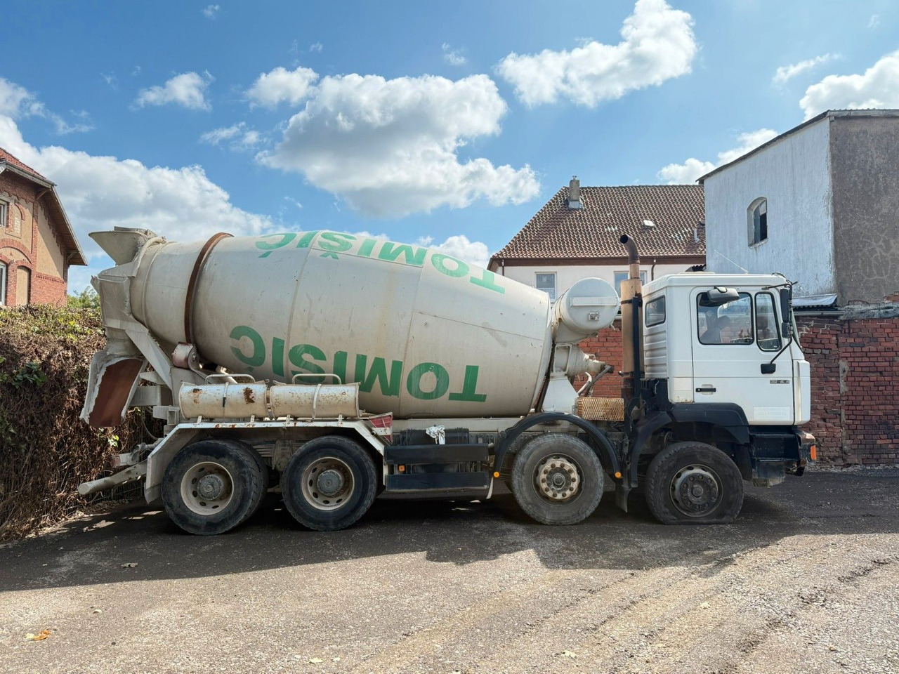 MAN 32.414 8x4 - משאית מערבלת בטון: תמונה 2 MAN 32.414 8x4 - משאית מערבלת בטון: תמונה 2