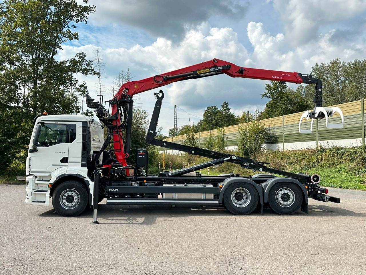 MAN TGS 26.470 6x2 Abrollkipper + Kran EPSILON - משאית הרמת וו, משאית מנוף: תמונה 2 MAN TGS 26.470 6x2 Abrollkipper + Kran EPSILON - משאית הרמת וו, משאית מנוף: תמונה 2