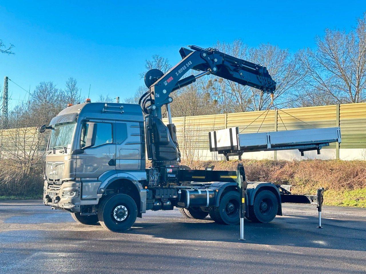 MAN TGS 26.520 6x6 Kran HIAB X-HIPRO 548E-8 - משאית מנוף: תמונה 2 MAN TGS 26.520 6x6 Kran HIAB X-HIPRO 548E-8 - משאית מנוף: תמונה 2