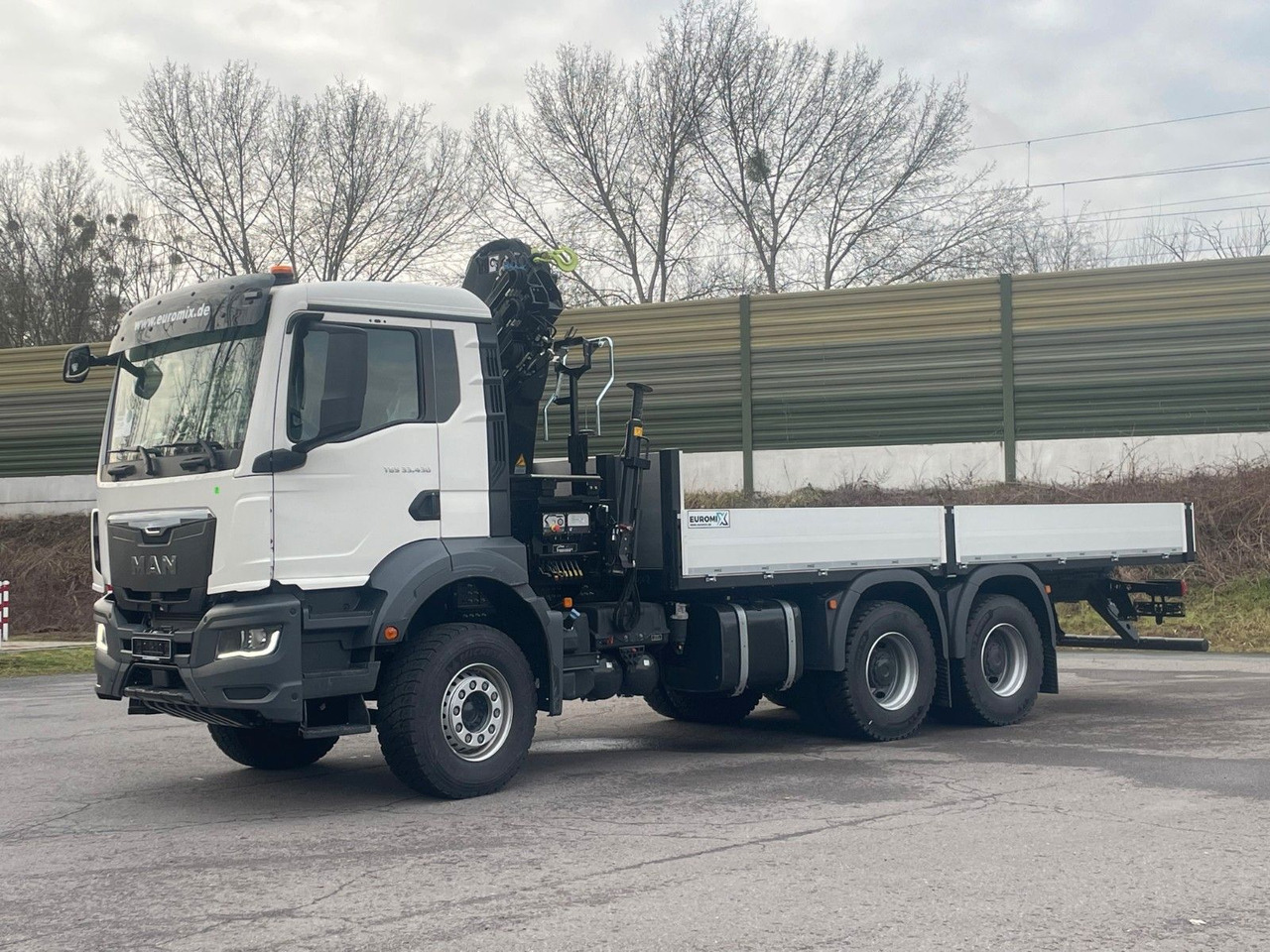 MAN TGS 33.440 6x4 Kran HIAB 138-3 - משאית מנוף: תמונה 3 MAN TGS 33.440 6x4 Kran HIAB 138-3 - משאית מנוף: תמונה 3