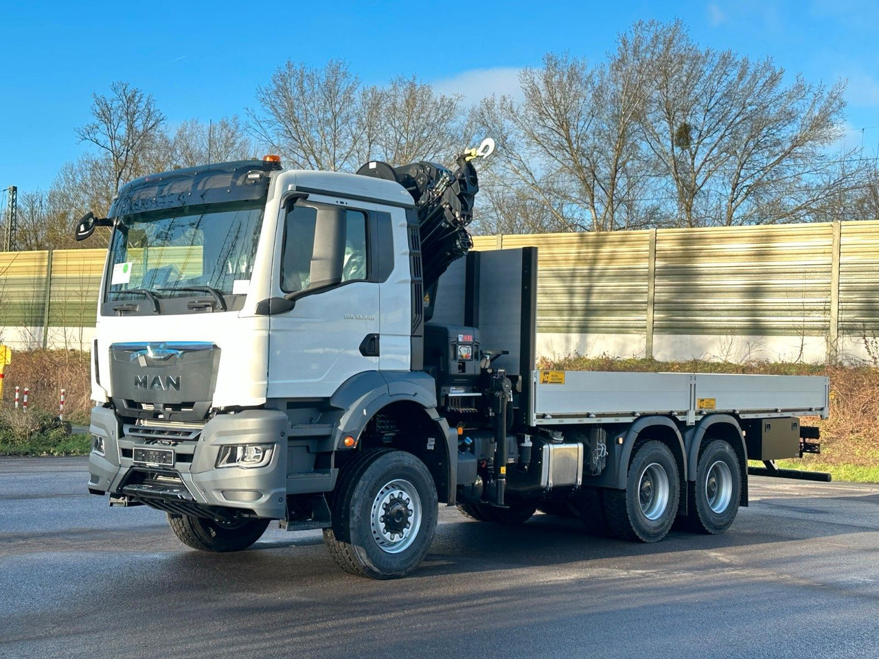 MAN TGS 33.440 6x6 Kran HIAB 228-6 - משאית מנוף: תמונה 2 MAN TGS 33.440 6x6 Kran HIAB 228-6 - משאית מנוף: תמונה 2