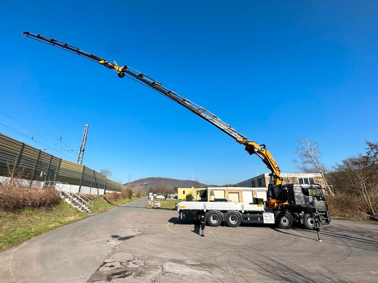 MAN TGS 35.520 8X4 TG 3 EFFER 955-8s +Jib 6sAUTOKRAN - משאית מנוף: תמונה 5 MAN TGS 35.520 8X4 TG 3 EFFER 955-8s +Jib 6sAUTOKRAN - משאית מנוף: תמונה 5