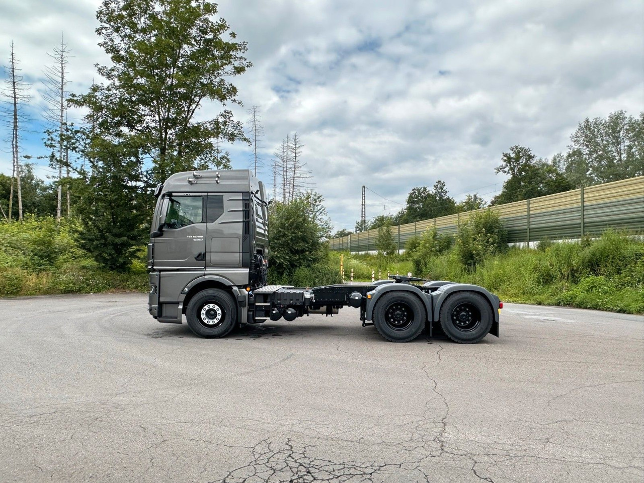 MAN TGX 26.580 6x4 Retarder - יחידת טרקטור: תמונה 2 MAN TGX 26.580 6x4 Retarder - יחידת טרקטור: תמונה 2