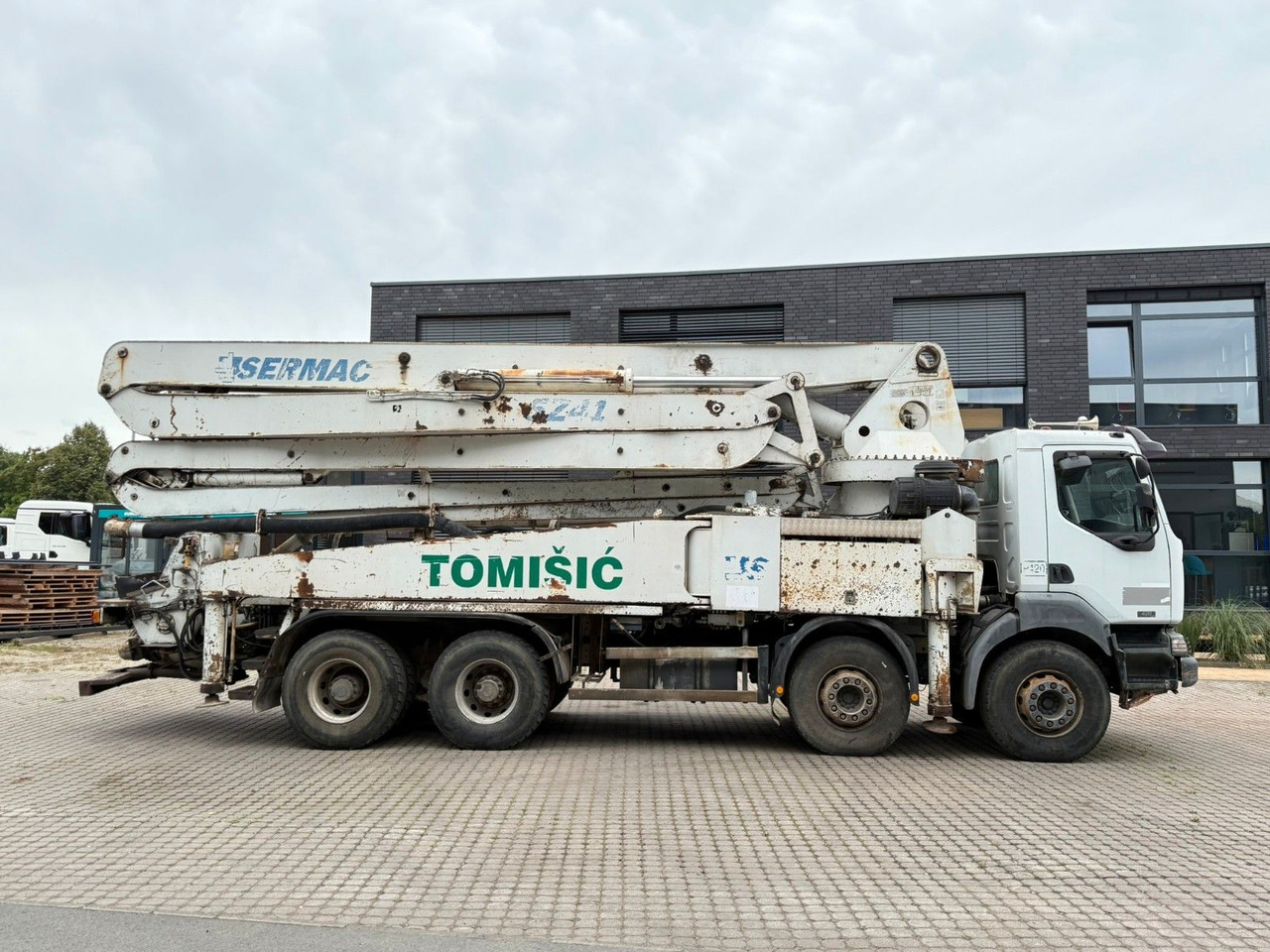 Renault Kerax 420 dci Sermac 41m Betonpumpe - משאית משאבת בטון: תמונה 5 Renault Kerax 420 dci Sermac 41m Betonpumpe - משאית משאבת בטון: תמונה 5