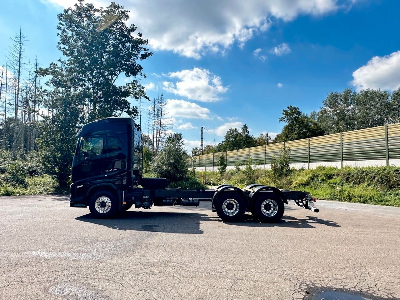 Volvo FH 540 6x4 - משאית עם שלדת תא: תמונה 3 Volvo FH 540 6x4 - משאית עם שלדת תא: תמונה 3
