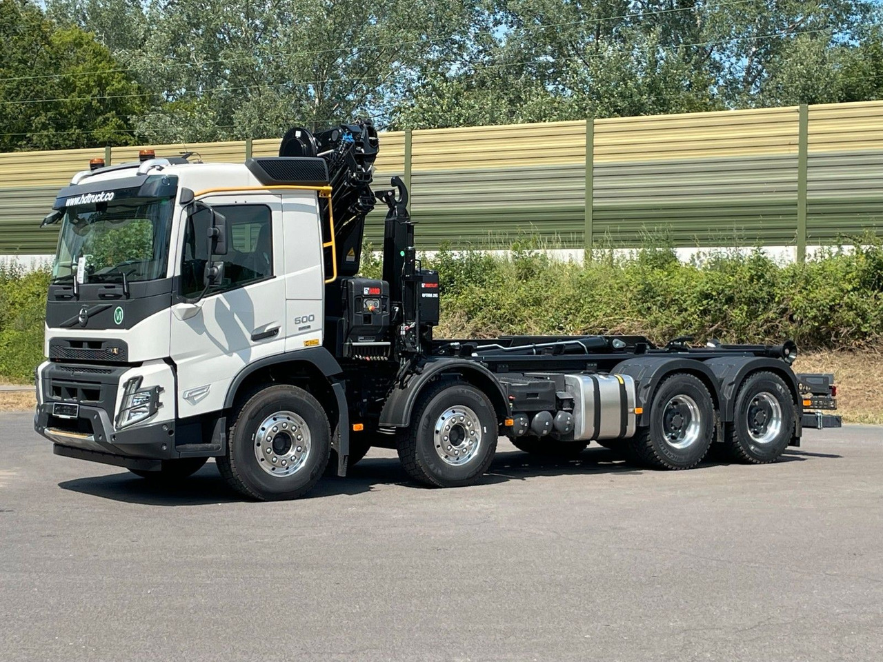 Volvo FMX 500 8x4 Abrollkipper + Kran Hiab 228-6 - משאית הרמת וו, משאית מנוף: תמונה 3 Volvo FMX 500 8x4 Abrollkipper + Kran Hiab 228-6 - משאית הרמת וו, משאית מנוף: תמונה 3