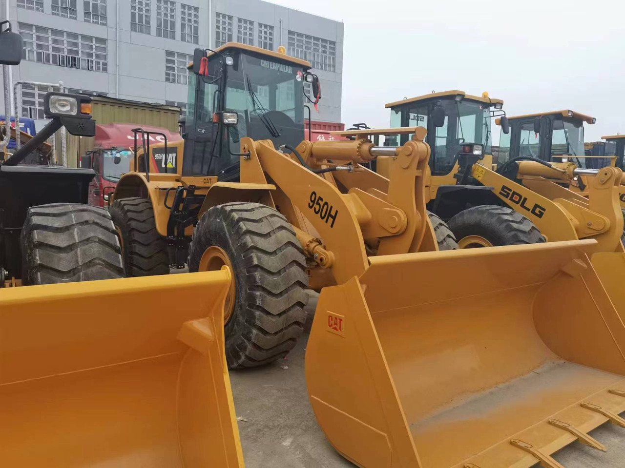 CATERPILLAR 950H - מעמיס גלגלים: תמונה 2 CATERPILLAR 950H - מעמיס גלגלים: תמונה 2