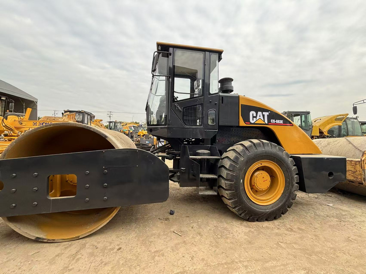 CATERPILLAR CS683E - מדחס: תמונה 4 CATERPILLAR CS683E - מדחס: תמונה 4