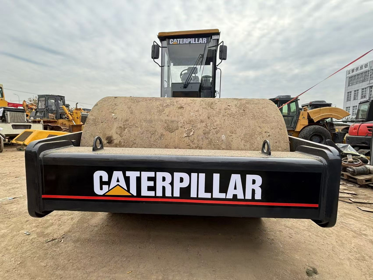 CATERPILLAR CS683E - מדחס: תמונה 1 CATERPILLAR CS683E - מדחס: תמונה 1