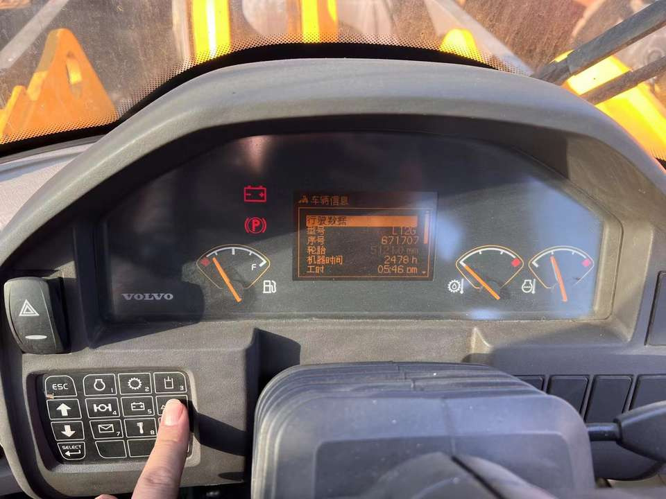 Good Condition Used L120Gz Wheel Loader VOLVO Used VOLVO L120G Loader Used Wheel Loader for Sale - מעמיס גלגלים: תמונה 4 Good Condition Used L120Gz Wheel Loader VOLVO Used VOLVO L120G Loader Used Wheel Loader for Sale - מעמיס גלגלים: תמונה 4