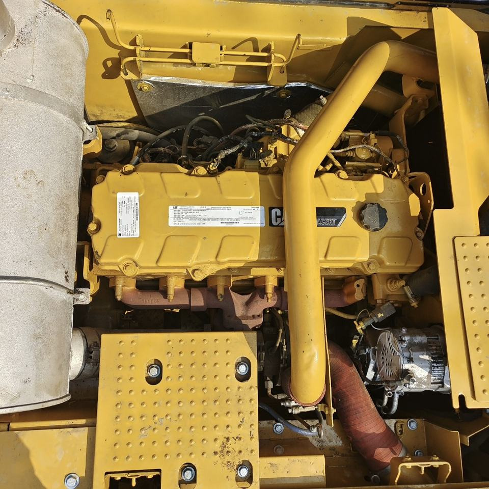 Hot Used Caterpillar Hydraulic Crawler Excavator CAT 324D 325B 325BL 325C Excavator China Provided Yuken Pump 2021 Vickers Pumps - מחפר סורק: תמונה 5 Hot Used Caterpillar Hydraulic Crawler Excavator CAT 324D 325B 325BL 325C Excavator China Provided Yuken Pump 2021 Vickers Pumps - מחפר סורק: תמונה 5