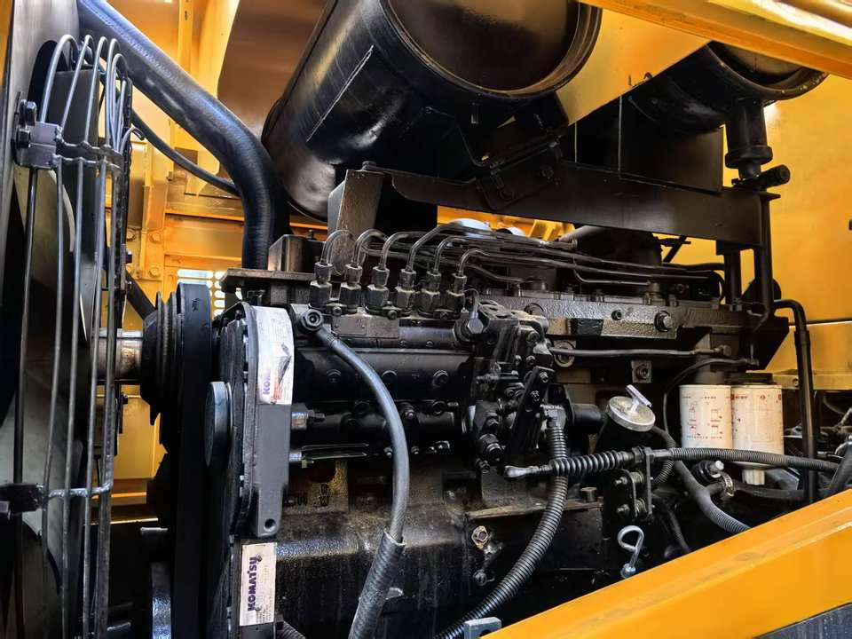 Japan Komatsu WA380-3 WA380-6 WA400-1 WA400-3 WA320-6 WA430-5 Mining Wheel Loader, Used Komatsu WA380 Mini Front End Loader - מעמיס גלגלים: תמונה 5 Japan Komatsu WA380-3 WA380-6 WA400-1 WA400-3 WA320-6 WA430-5 Mining Wheel Loader, Used Komatsu WA380 Mini Front End Loader - מעמיס גלגלים: תמונה 5