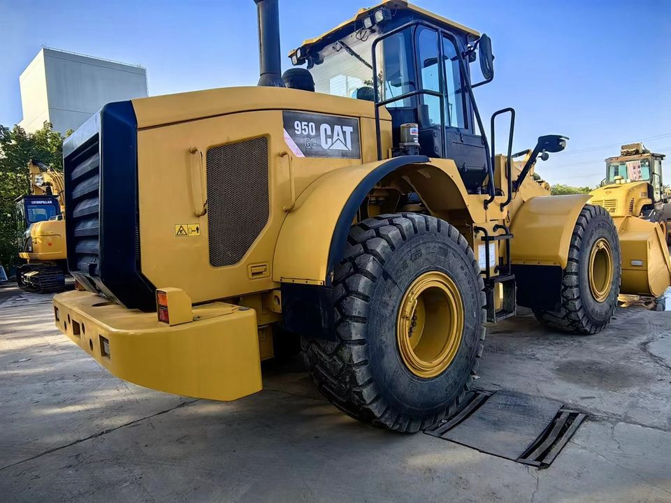 Original CAT Used CAT 950GC Wheel Loader Caterpillar 950GC CAT Loader Low Service Time - מעמיס גלגלים: תמונה 2 Original CAT Used CAT 950GC Wheel Loader Caterpillar 950GC CAT Loader Low Service Time - מעמיס גלגלים: תמונה 2