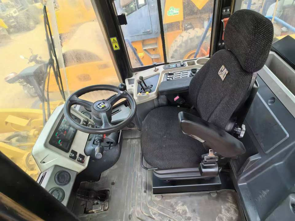Original Cat Used Cat 950gc Wheel Loader Caterpillar 950gc Cat Loader Low Service Time - מעמיס גלגלים: תמונה 4 Original Cat Used Cat 950gc Wheel Loader Caterpillar 950gc Cat Loader Low Service Time - מעמיס גלגלים: תמונה 4