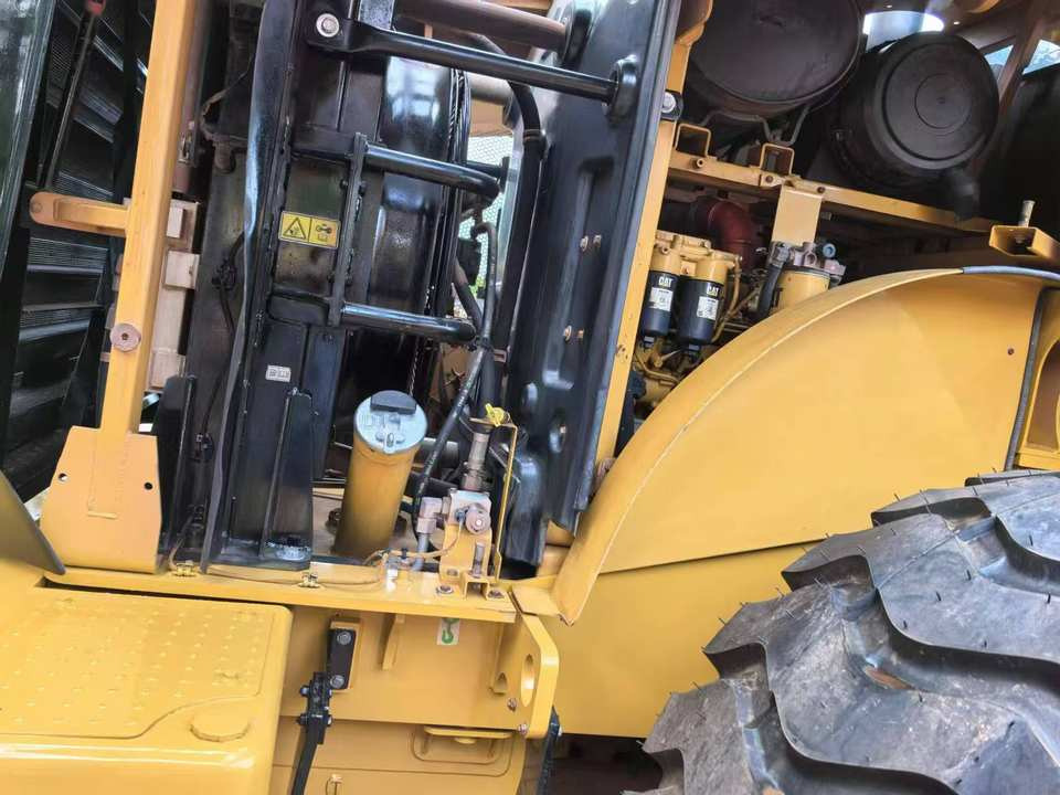 Original Cat Used Cat 950gc Wheel Loader Caterpillar 950gc Cat Loader Low Service Time - מעמיס גלגלים: תמונה 5 Original Cat Used Cat 950gc Wheel Loader Caterpillar 950gc Cat Loader Low Service Time - מעמיס גלגלים: תמונה 5