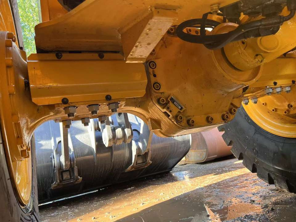 Used Volvo L120GZ 6 Ton Capacity Wheel Loader Available for Sale - מעמיס גלגלים: תמונה 3 Used Volvo L120GZ 6 Ton Capacity Wheel Loader Available for Sale - מעמיס גלגלים: תמונה 3