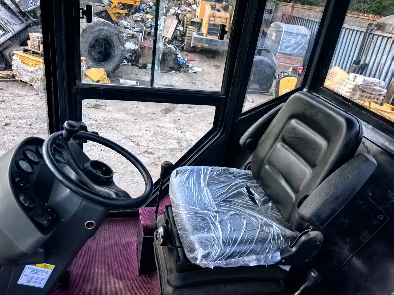 XCMG XS123J - מדחס: תמונה 4 XCMG XS123J - מדחס: תמונה 4