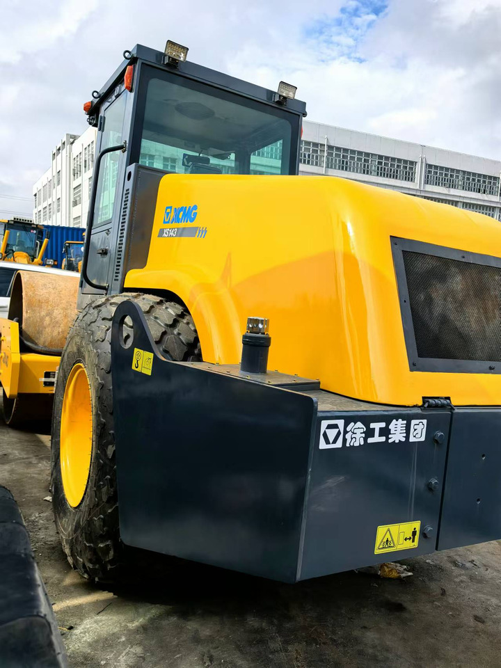 XCMG XS143 - מדחס: תמונה 3 XCMG XS143 - מדחס: תמונה 3