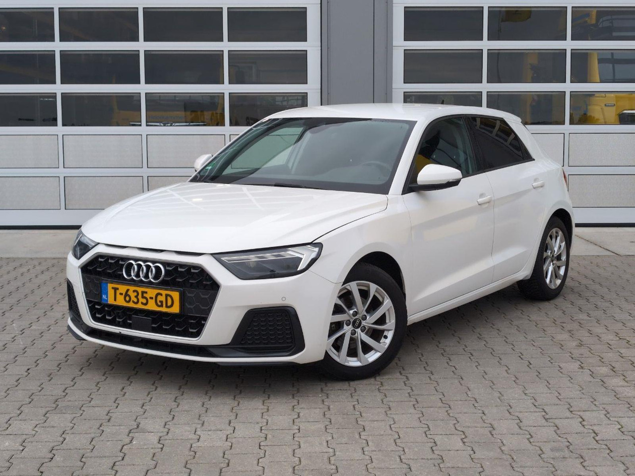 Audi A1 Sportback 30 TFSI S edition | 2021 | 82.211 km | Automaat | T635GD | NAP: Geen oordeel - האצ'בק: תמונה 1 Audi A1 Sportback 30 TFSI S edition | 2021 | 82.211 km | Automaat | T635GD | NAP: Geen oordeel - האצ'בק: תמונה 1
