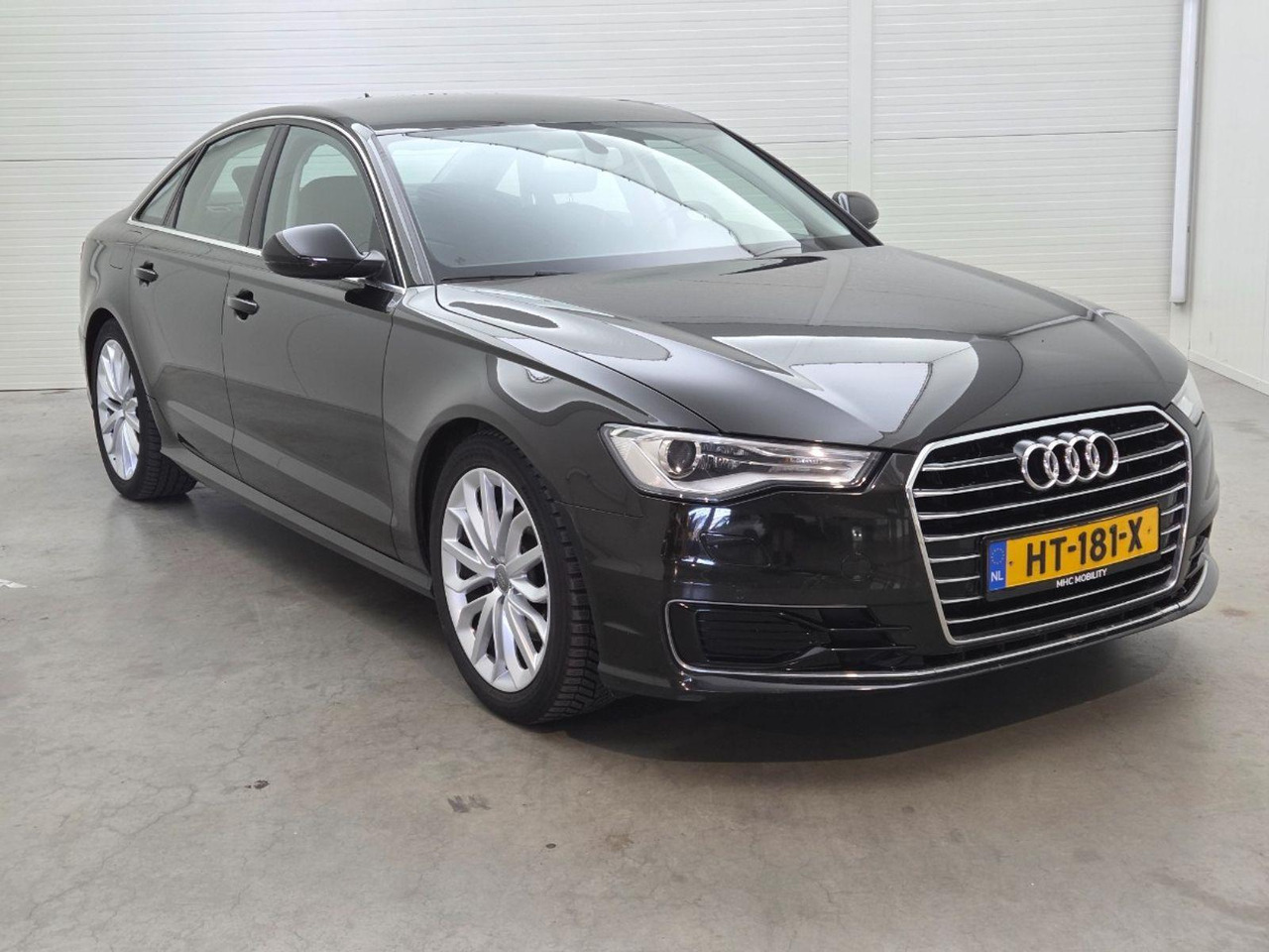Audi A6 Limousine 1.8 TFSI ultra Automatic Business Edition | 2016 | 202.875 km | Automaat | HT181X | NAP: Logisch - סדאן: תמונה 2 Audi A6 Limousine 1.8 TFSI ultra Automatic Business Edition | 2016 | 202.875 km | Automaat | HT181X | NAP: Logisch - סדאן: תמונה 2