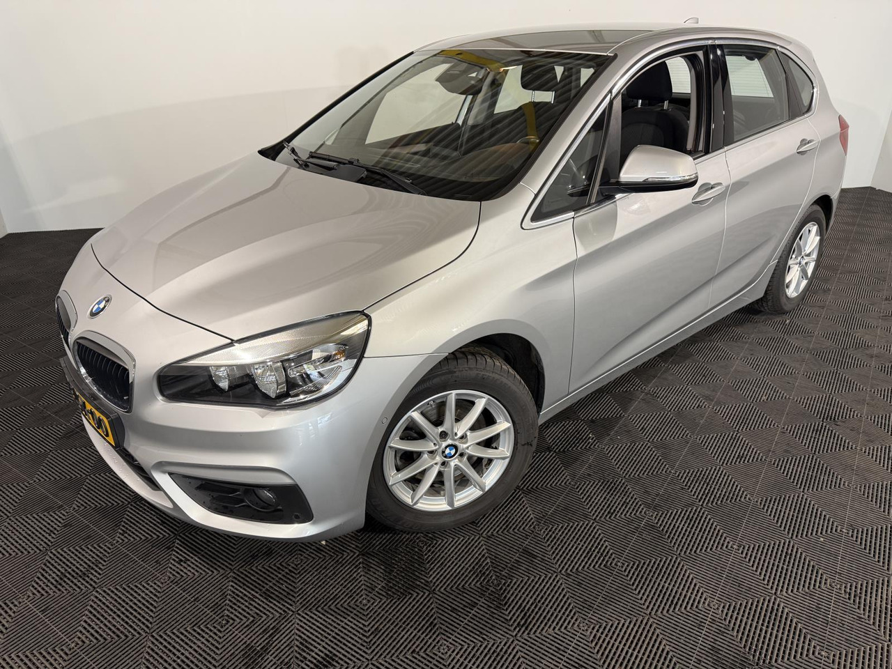 BMW 2-serie Active Tourer 218i Executive 2-ZGX-00 - מכונית: תמונה 1 BMW 2-serie Active Tourer 218i Executive 2-ZGX-00 - מכונית: תמונה 1