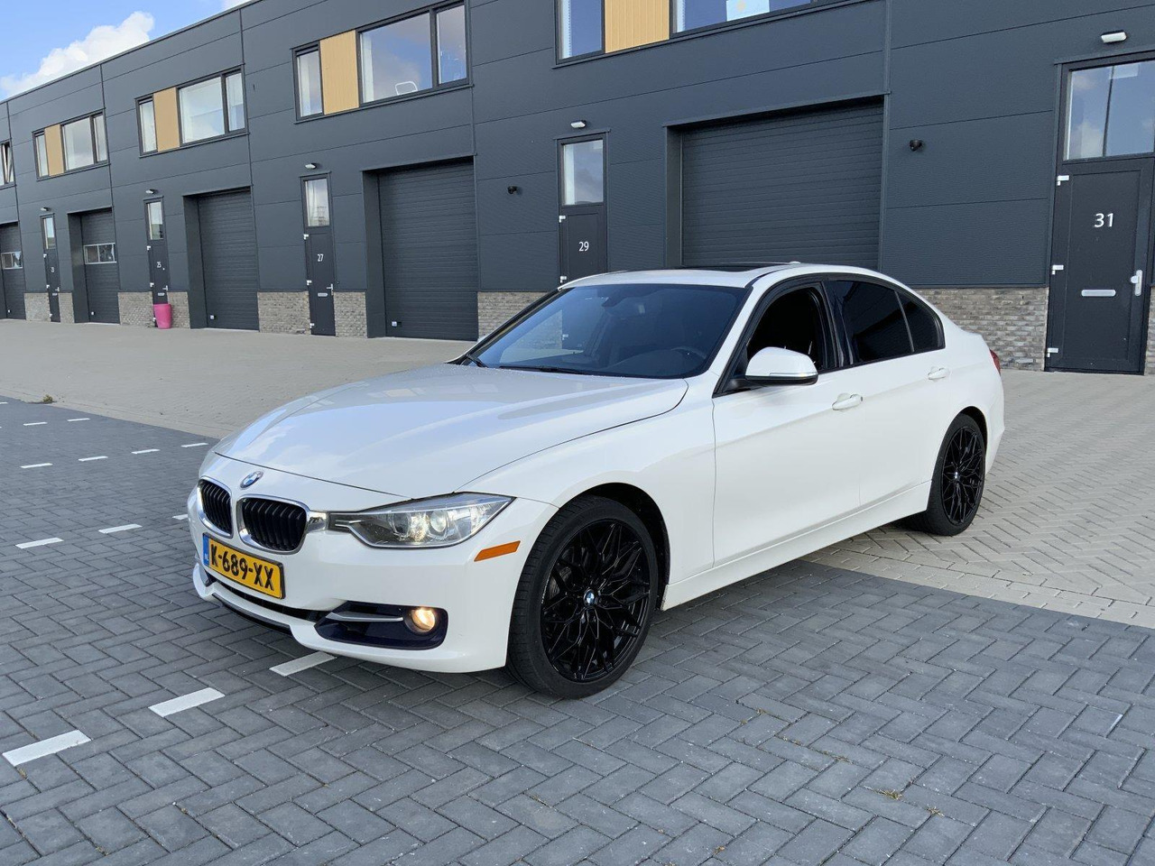 BMW | 3-serie | 328i xDrive Upgrade Edition | 2013 | 179.286 km | K-689-XX - סדאן: תמונה 1 BMW | 3-serie | 328i xDrive Upgrade Edition | 2013 | 179.286 km | K-689-XX - סדאן: תמונה 1