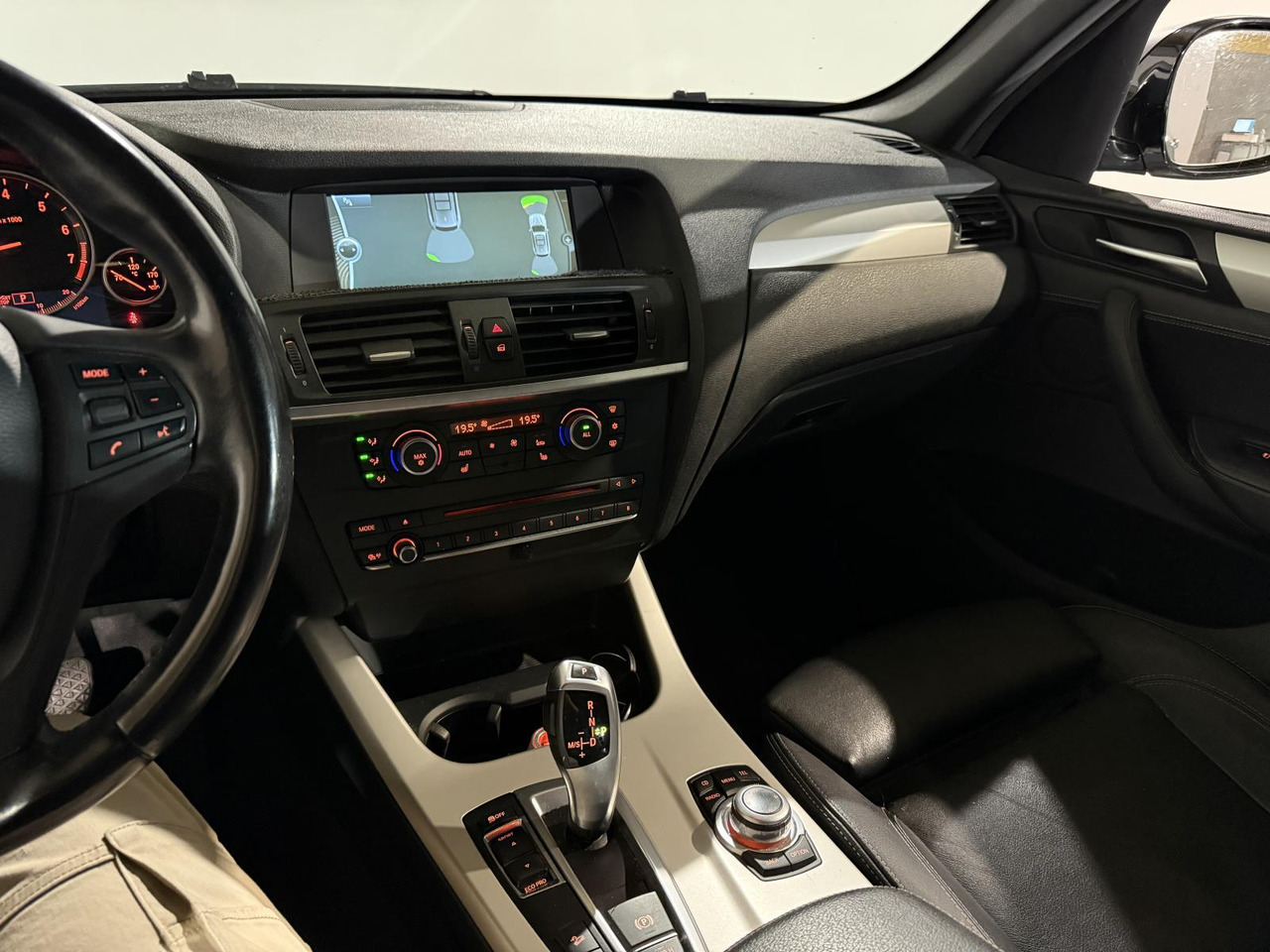 BMW | X3 | xDrive20i High Executive | 2013 | 252.834 km | Automaat | 33ZLN8 | Logisch - SUV: תמונה 2 BMW | X3 | xDrive20i High Executive | 2013 | 252.834 km | Automaat | 33ZLN8 | Logisch - SUV: תמונה 2