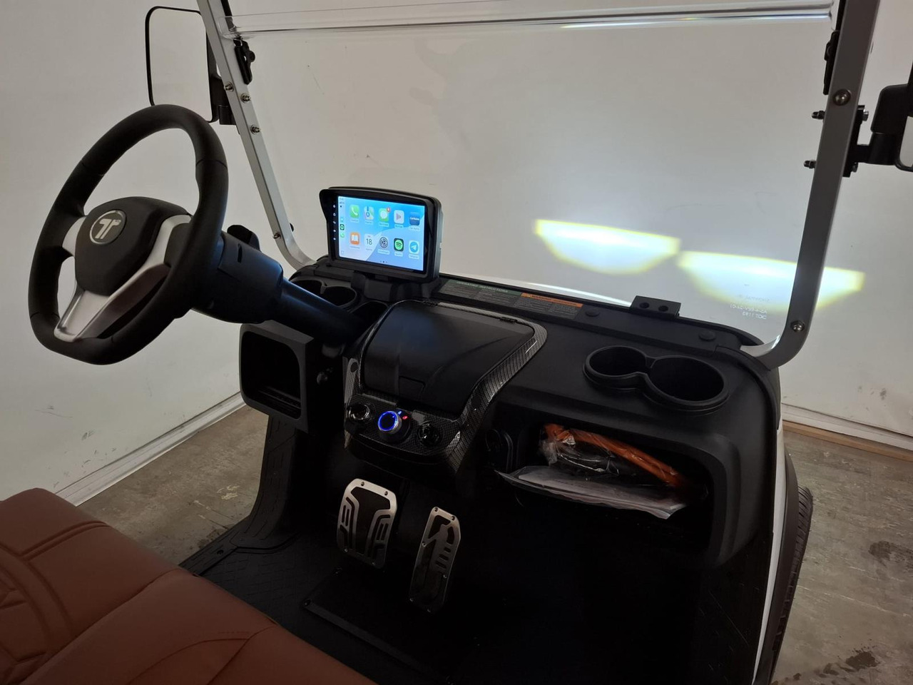 BSN TARA Elektrische 2-zits Golfcar 2025 - עגלת גולף: תמונה 5 BSN TARA Elektrische 2-zits Golfcar 2025 - עגלת גולף: תמונה 5