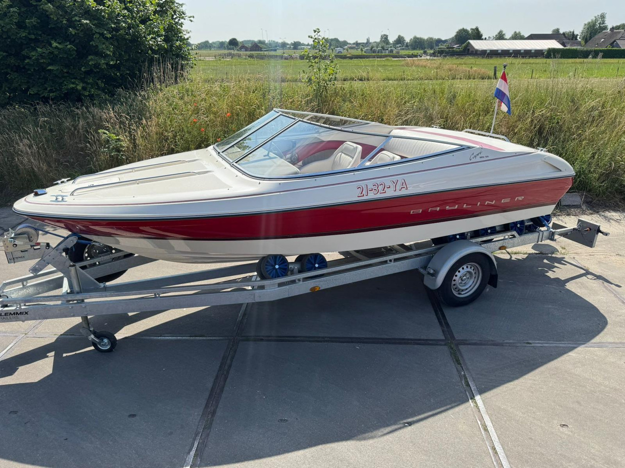 Bayliner Capri 1851 SS 4,3L V6+ Kalf Trailer - מכונות אחרות: תמונה 1 Bayliner Capri 1851 SS 4,3L V6+ Kalf Trailer - מכונות אחרות: תמונה 1