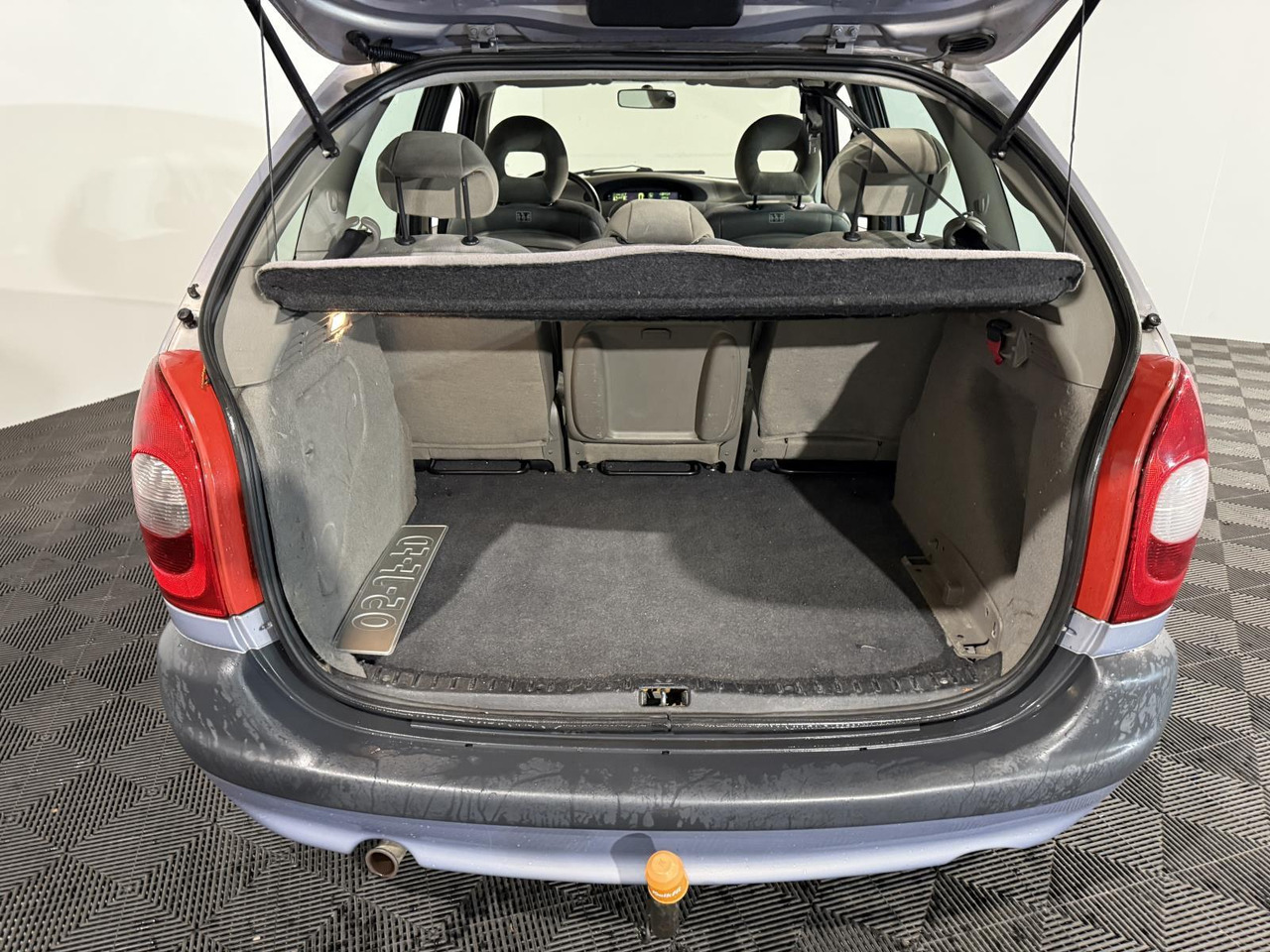 Citroen | Xsara Picasso | 1.8i-16V Plaisir | 2002 | 229.613 km | 05JFFD | Logisch - מכונית: תמונה 3 Citroen | Xsara Picasso | 1.8i-16V Plaisir | 2002 | 229.613 km | 05JFFD | Logisch - מכונית: תמונה 3
