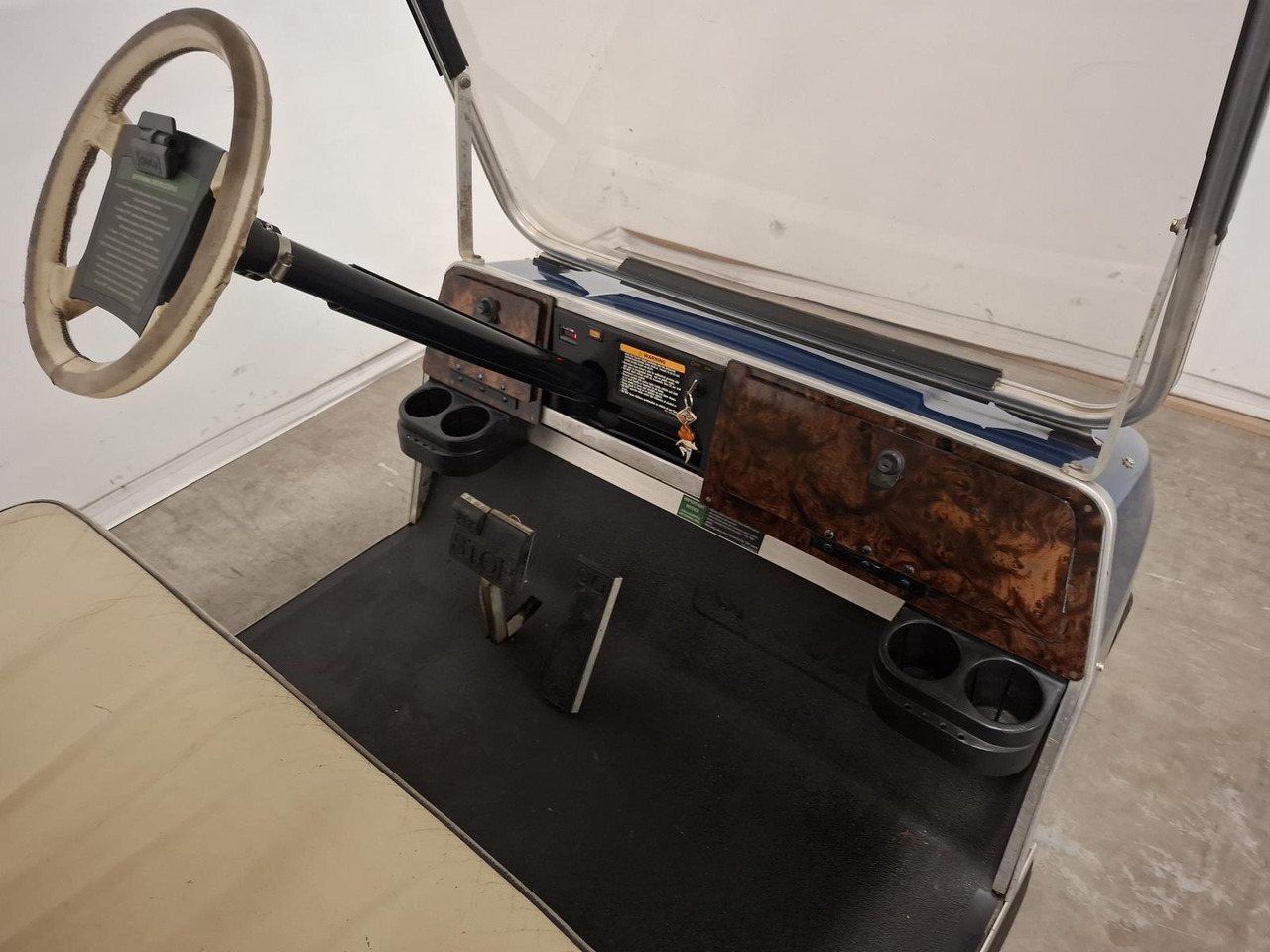 ClubCar Ds 2 seater T-50-BVD - עגלת גולף: תמונה 4 ClubCar Ds 2 seater T-50-BVD - עגלת גולף: תמונה 4