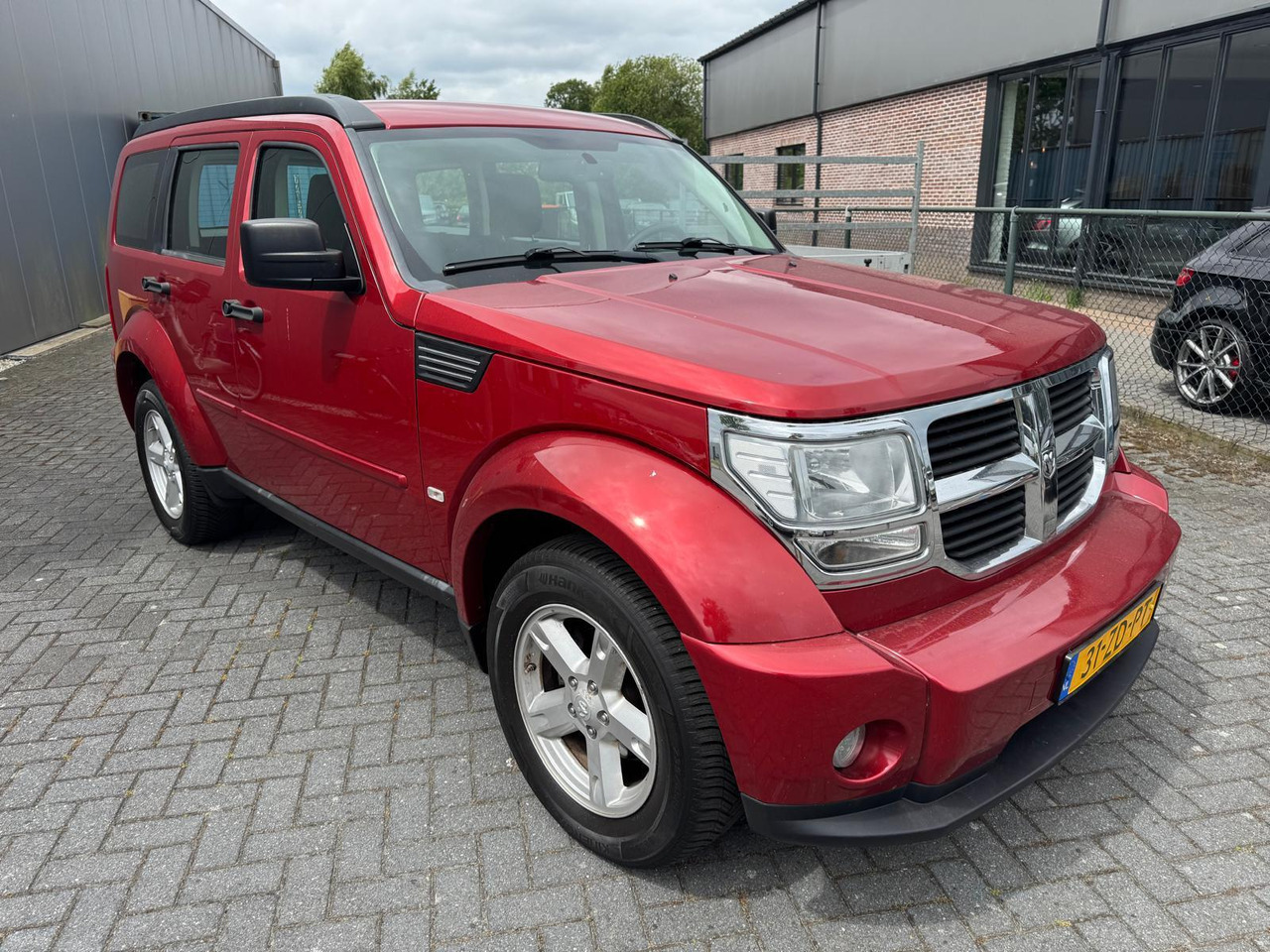 Dodge Nitro 3.7 V6 SXT | 2008 | 209.339 km | 31-ZD-PT - SUV: תמונה 5 Dodge Nitro 3.7 V6 SXT | 2008 | 209.339 km | 31-ZD-PT - SUV: תמונה 5