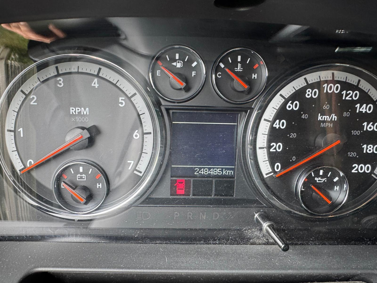 Dodge Ram 1500 5.7 V8 4X4 Crew Cab 5'7 Sport LPG 2012 248.406 km 4-VVH-73 - טנדר: תמונה 5 Dodge Ram 1500 5.7 V8 4X4 Crew Cab 5'7 Sport LPG 2012 248.406 km 4-VVH-73 - טנדר: תמונה 5