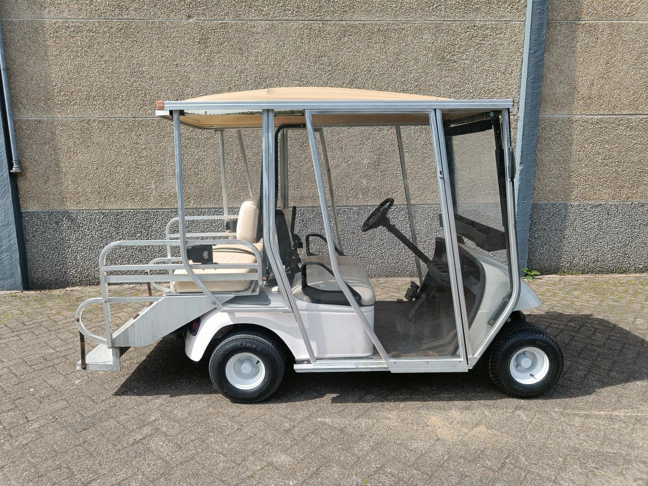 E-Way EW-AM2A 4-Persoons Elektrische Golfkar - עגלת גולף: תמונה 5 E-Way EW-AM2A 4-Persoons Elektrische Golfkar - עגלת גולף: תמונה 5