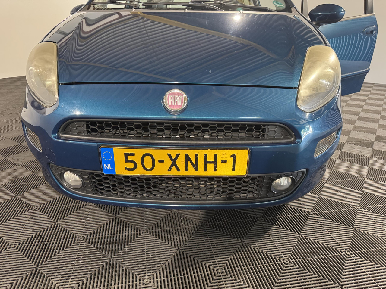 Fiat Punto Evo 1.3 M-Jet Easy | 2012 | 229.305 km | 50-XNH-1 - האצ'בק: תמונה 2 Fiat Punto Evo 1.3 M-Jet Easy | 2012 | 229.305 km | 50-XNH-1 - האצ'בק: תמונה 2