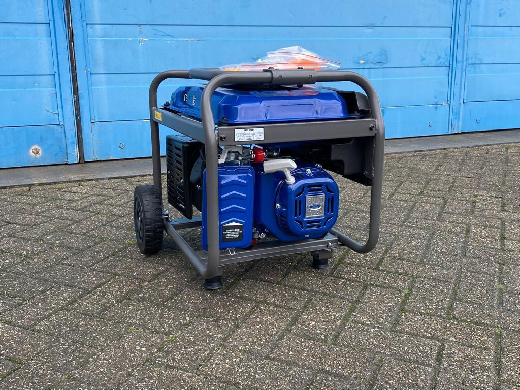 Ford FG4050 Benzine Generator - ערכת גנרטורים: תמונה 4 Ford FG4050 Benzine Generator - ערכת גנרטורים: תמונה 4