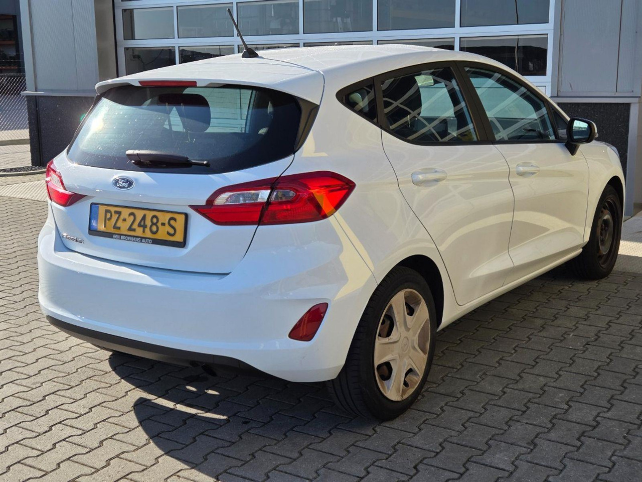 Ford Fiesta 1.1 Trend | 2017 | 145.164 km | PZ248S | NAP: Logisch - האצ'בק: תמונה 4 Ford Fiesta 1.1 Trend | 2017 | 145.164 km | PZ248S | NAP: Logisch - האצ'בק: תמונה 4