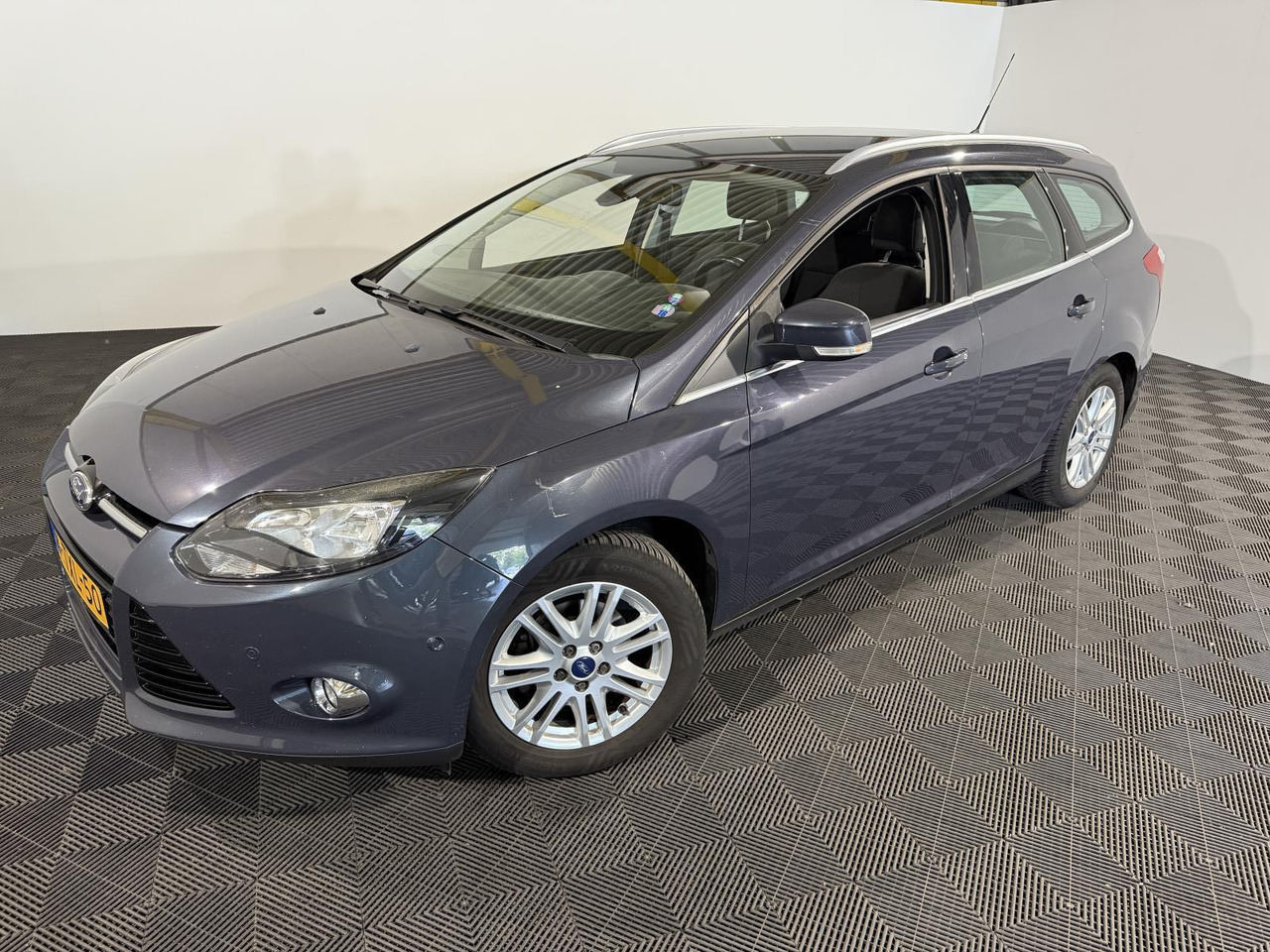 Ford | Focus Wagon | 1.0 EcoBoost Edition Plus | 2014 | 240.673 km | 4TXL50 | Logisch - מכונית: תמונה 1 Ford | Focus Wagon | 1.0 EcoBoost Edition Plus | 2014 | 240.673 km | 4TXL50 | Logisch - מכונית: תמונה 1