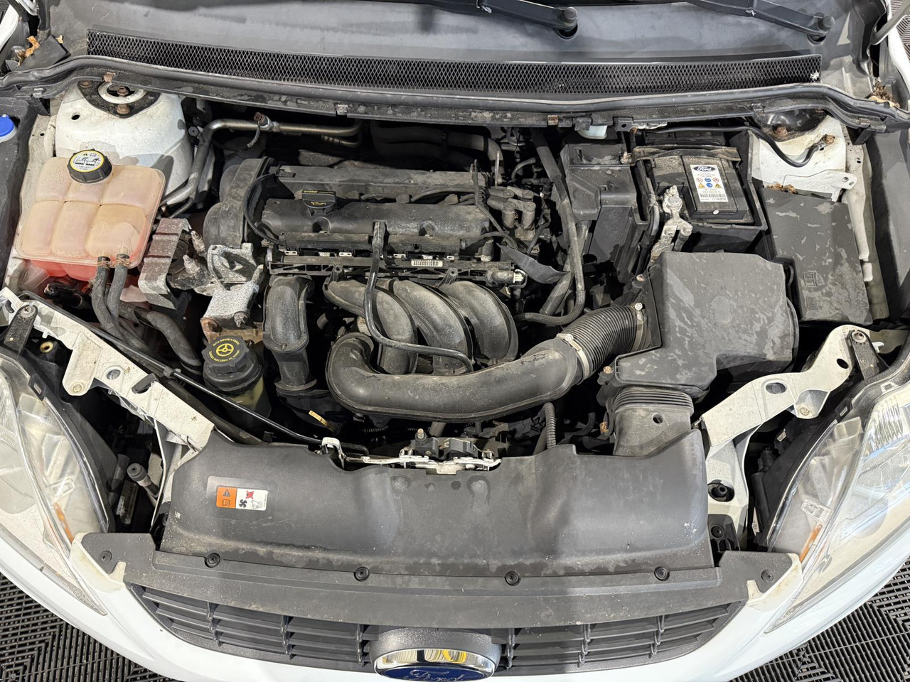 Ford Focus Wagon 1.6 Comfort 33-LKG-1 283.490 km - מכונית: תמונה 5 Ford Focus Wagon 1.6 Comfort 33-LKG-1 283.490 km - מכונית: תמונה 5
