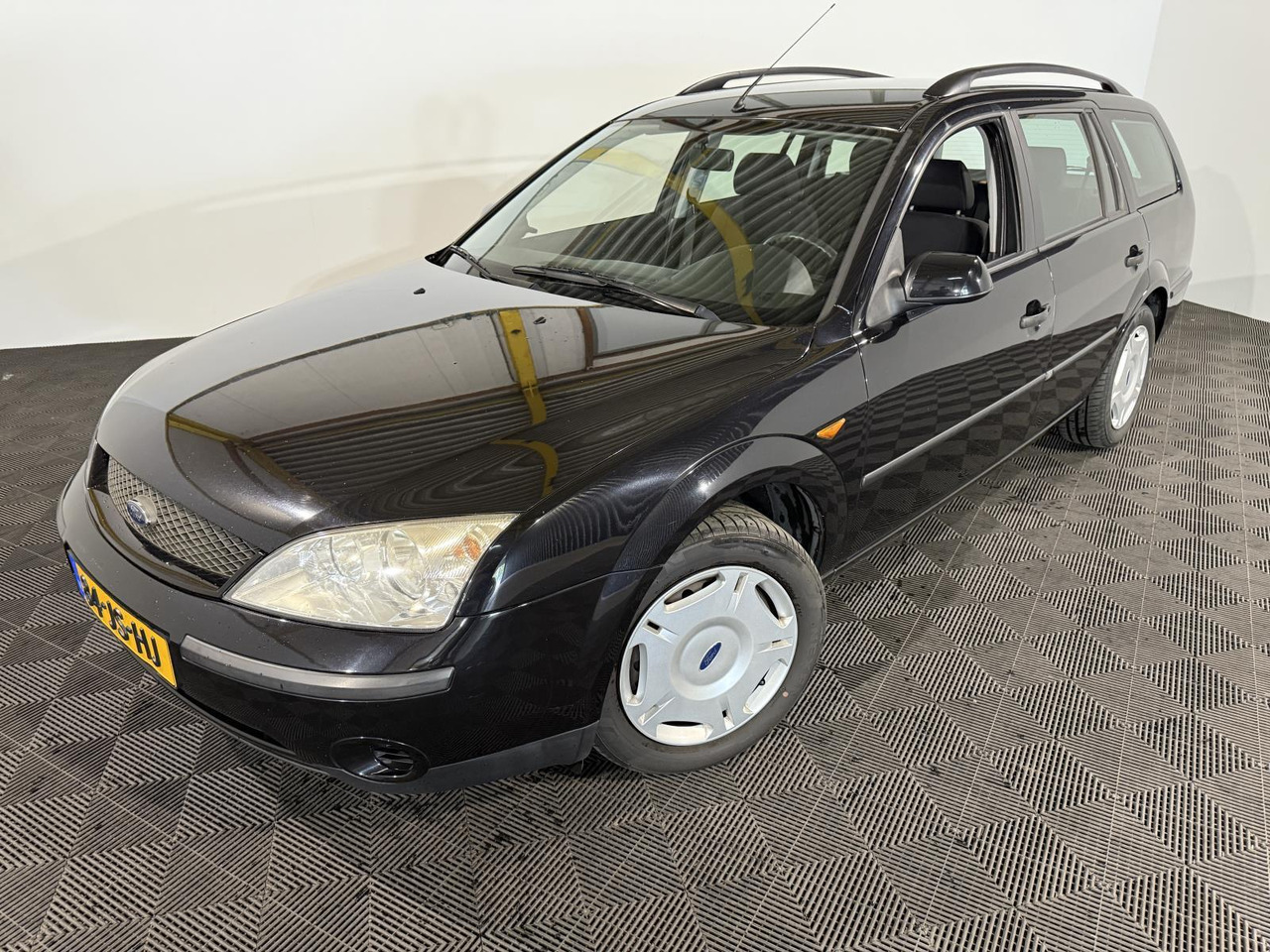 Ford Mondeo Wagon 1.8-16V Cool Edition | 2002 | 248.277 km | 84-JS-HJ - מכונית: תמונה 1 Ford Mondeo Wagon 1.8-16V Cool Edition | 2002 | 248.277 km | 84-JS-HJ - מכונית: תמונה 1