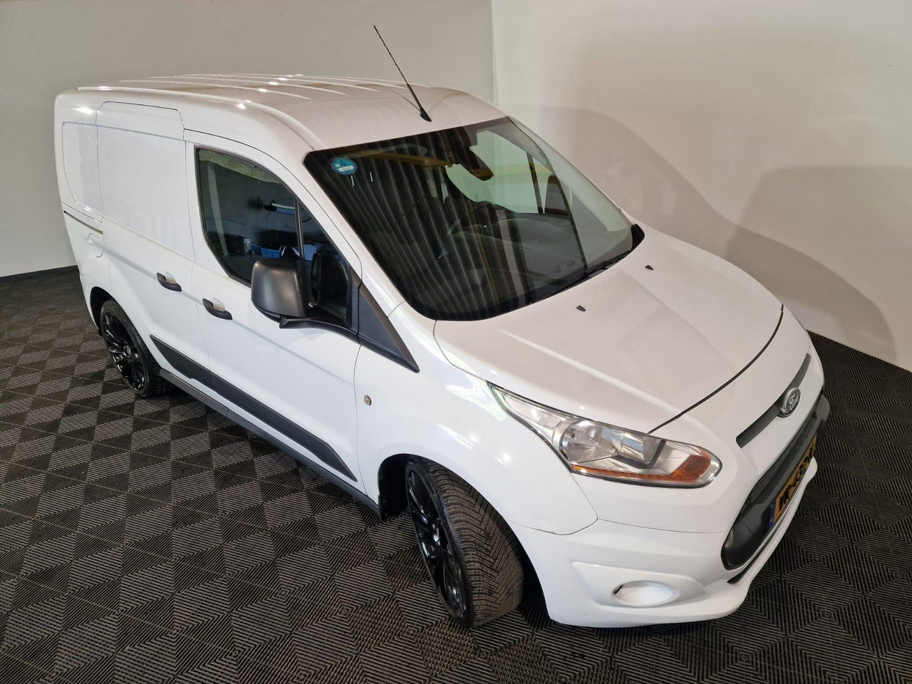 Ford Transit Connect 1.6 TDCI L1 Trend VR-432-K 127.791 km - כלי רכב מסחרי קטן: תמונה 5 Ford Transit Connect 1.6 TDCI L1 Trend VR-432-K 127.791 km - כלי רכב מסחרי קטן: תמונה 5