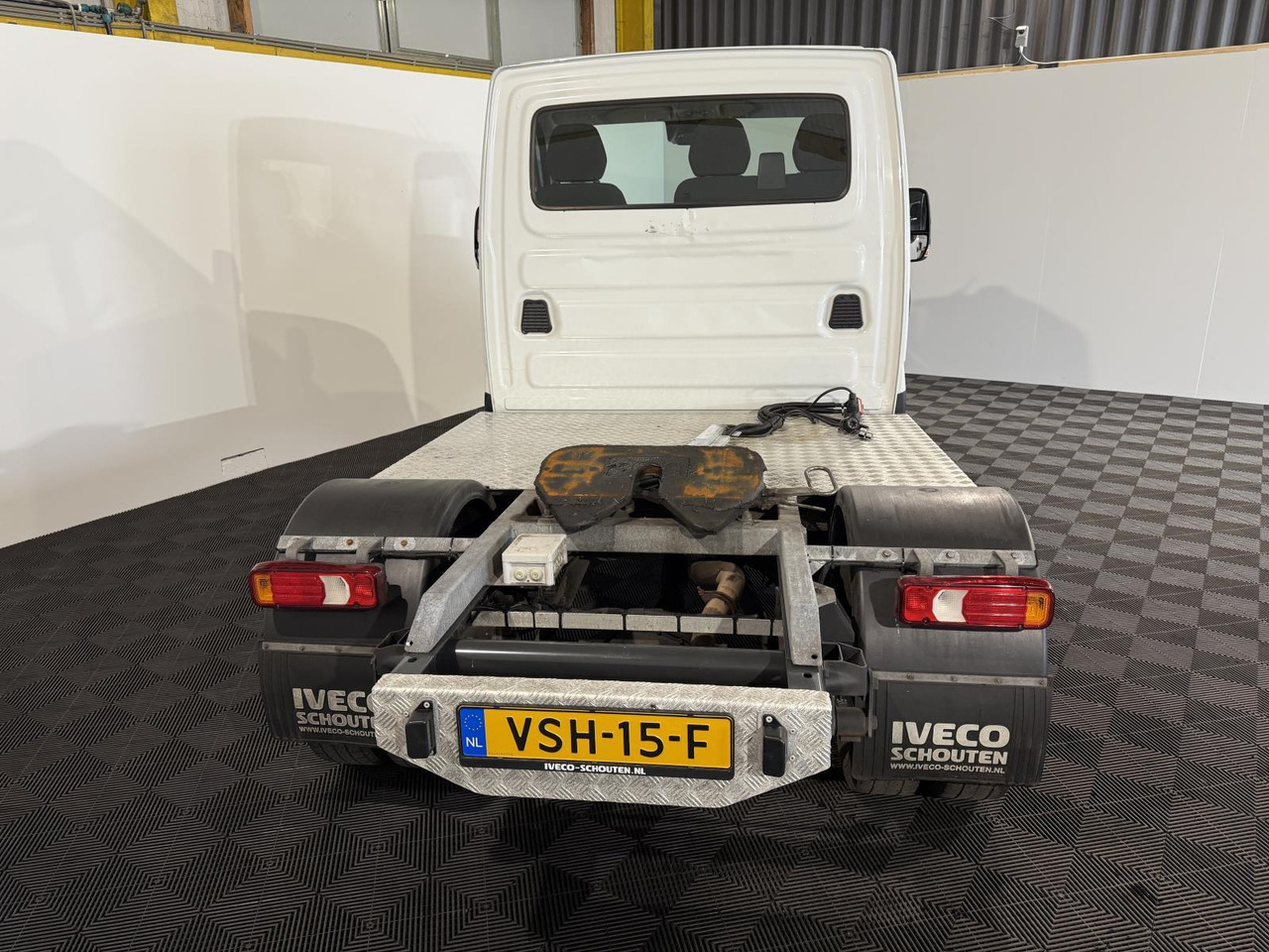 Iveco 40C18 Daily VSH-15-F 201.901 km - יחידת טרקטור מיני ארקטית: תמונה 5 Iveco 40C18 Daily VSH-15-F 201.901 km - יחידת טרקטור מיני ארקטית: תמונה 5