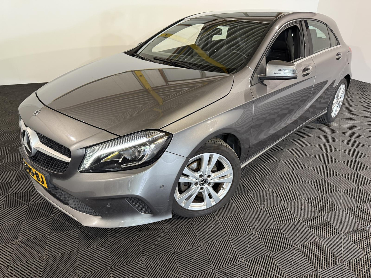 Mercedes-Benz A-klasse 200d Sport Edition | 2018 | 168.268 km | K-690-BJ - האצ'בק: תמונה 1 Mercedes-Benz A-klasse 200d Sport Edition | 2018 | 168.268 km | K-690-BJ - האצ'בק: תמונה 1