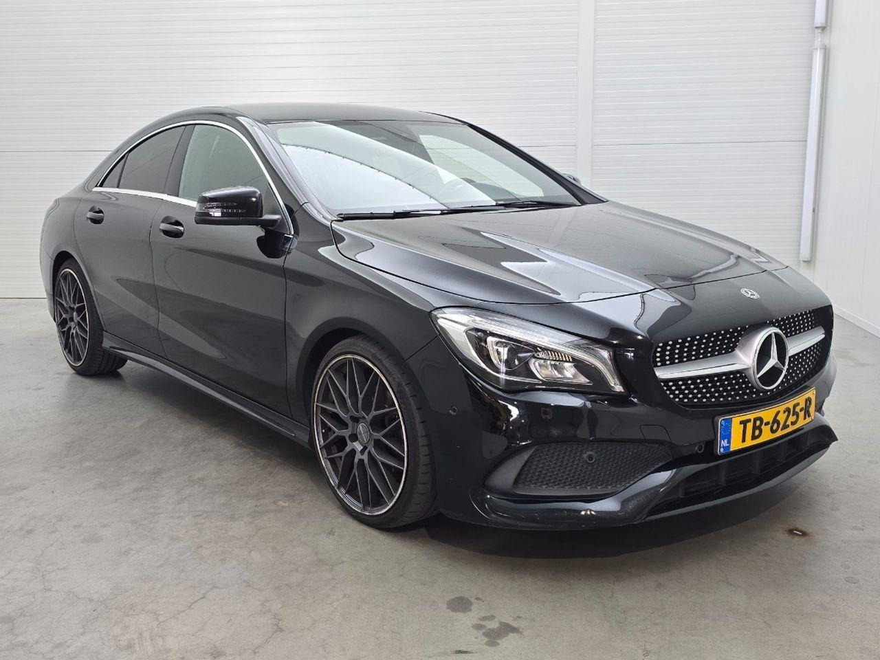 Mercedes - Benz CLA - klasse 180 Business Solution AMG Upgrade Edition | 2018 | 187.963 km | Automaat | TB625R | NAP: Logisch - סדאן: תמונה 2 Mercedes - Benz CLA - klasse 180 Business Solution AMG Upgrade Edition | 2018 | 187.963 km | Automaat | TB625R | NAP: Logisch - סדאן: תמונה 2