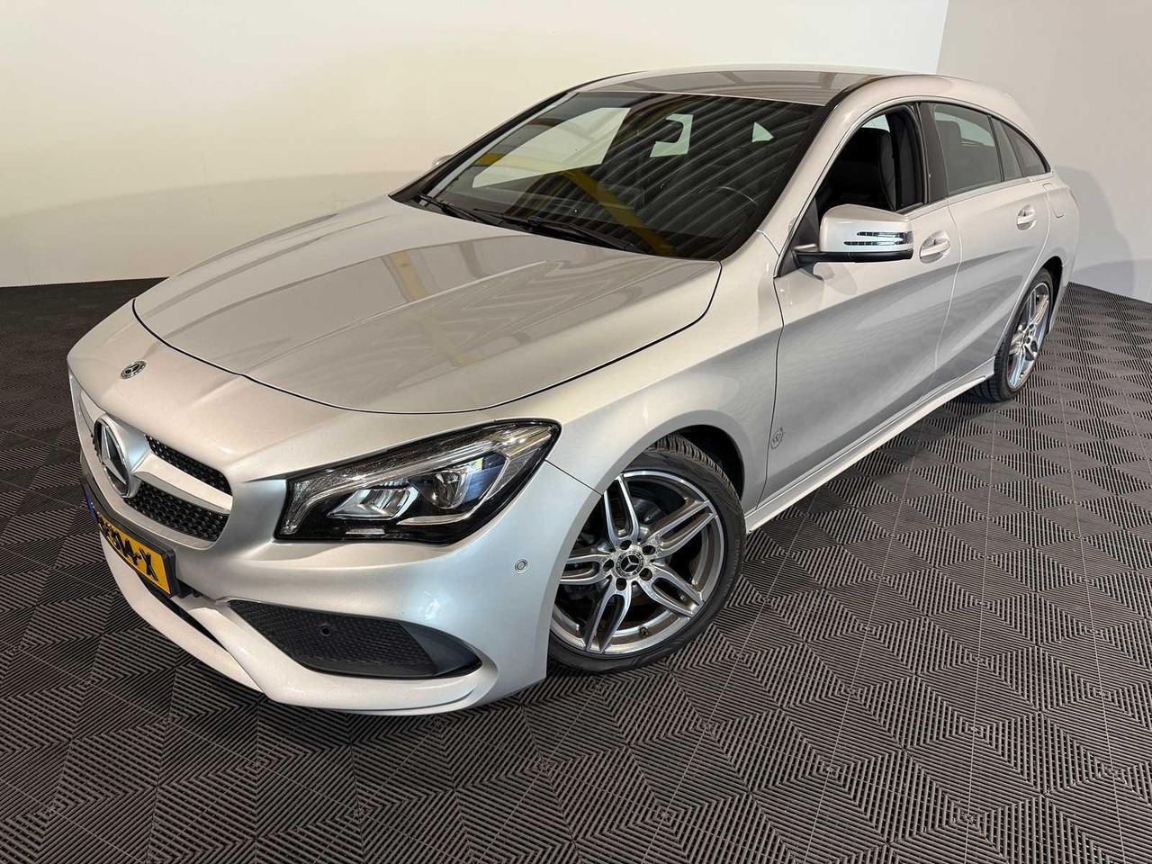 Mercedes-Benz CLA-klasse Shooting Brake 180 d Business Solution AMG | 2017 | 178.913 km | PB-314-X - מכונית: תמונה 1 Mercedes-Benz CLA-klasse Shooting Brake 180 d Business Solution AMG | 2017 | 178.913 km | PB-314-X - מכונית: תמונה 1