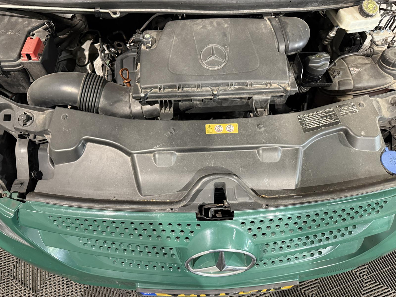 Mercedes-Benz Vito 109 CDI Lang Business Professional | 2017 | 192.928 km | V-100-JN - כלי רכב מסחרי קטן: תמונה 4 Mercedes-Benz Vito 109 CDI Lang Business Professional | 2017 | 192.928 km | V-100-JN - כלי רכב מסחרי קטן: תמונה 4